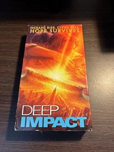 Deep Impact (1998) VHS - Robert Duvall, Tea Leoni, Elijah Wood - Picture 1 of 3