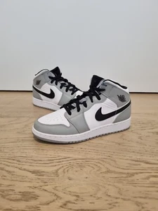 Air Jordan 1 Mid Light Smoke Grey 7Y EUR40 | Brand New|Same Day FREE SHIPPING| - Picture 1 of 6