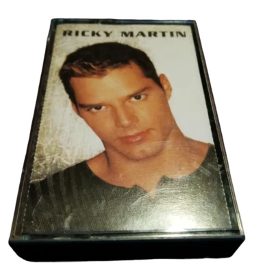 Ricky Martin 1999 by Ricky Martin - Cassette May-1999 Columbia USA Foto 1 de 4