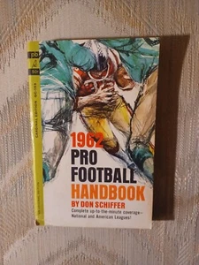 1962 Pro Football Handbook By Don Schiffer Cardinal Edition National & American - Picture 1 of 4