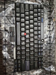 Keyboards for Lenovo Thinkpad Part Number 42T3177 an Mouse pad scan Vo70 - Picture 1 of 12