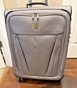 Travelpro Softside Lightweight Expandable Spinner Check-in 25x19x11 Gray Luggage - Picture 1 of 19