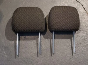 00-06 Juego de reposacabezas de asiento delantero para camioneta Chevy Avalanche SUV par de tela gris negra - Imagen 1 de 6