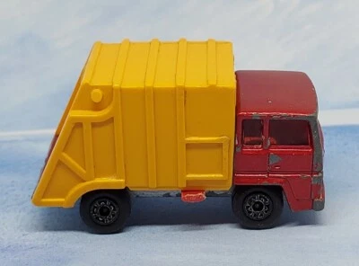 Vintage 1979 MATCHBOX No. 36 Red Colectomatic REFUSE Garbage TRUCK Incomplete  - Image 1 of 4