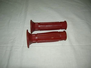 COPPIA MANOPOLE ARIETE ROSSE PER MOTO REGOLARITA' - ENDURO - Foto 1 di 1