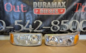 2001-2007 GMC Sierra 2500 3500 Driver and Passenger Headlights OEM Used - Picture 1 of 5