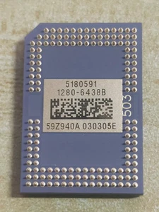 1PC ORIGINAL & Brand New Projector DMD Chip 8060-6438B - Afbeelding 1 van 3