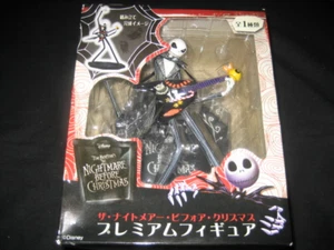 Disney The Nightmare Before Christmas Premium Figure Skellington Guitar Good - Picture 1 of 4