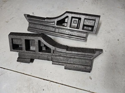 Buick Regal Tourx 2018-2020 maletero izquierdo derecho compartimento de almacenamiento relleno de espuma Foto 1 de 4