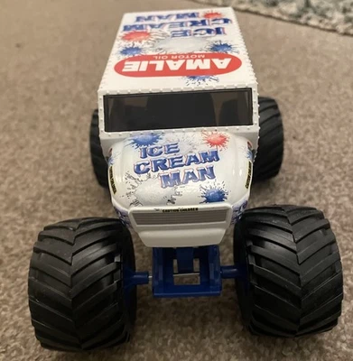 Hot Wheels Monster Jam Ice Cream Man 1:24 Scale Die-Cast Monster Truck Vgc - image 1 of 4