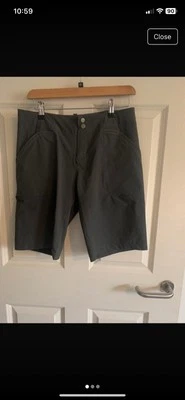 Pantalones cortos Mountain Hard Wear para mujer Foto 1 de 3