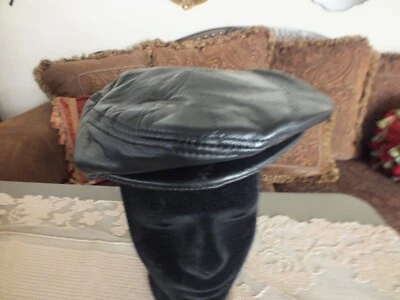 Bonita gorra de cuero negra para adultos espalda ajustable BONITA Foto 1 de 4
