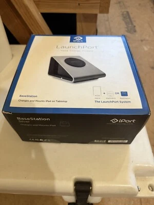 iPort LaunchPort (Gen 1) - BaseStation iPad Stand - Silver - Image 1 of 4