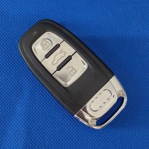 Aftermarket Schlüssel für Audi A4 / A5 aus Code oder Bild geschnitten - Bild 1 von 3