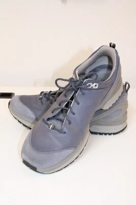 Lowa Barrow Lo Walking Leather Sneaker Shoes : Women's Size 7.5 : Blue - Image 1 of 4