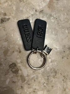 Guess Bag Charm Brand New - Bild 1 von 3