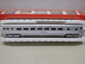 IHC ~ NEW YORK CENTRAL (DETROIT) CARROZZA PASSEGGERI ONDULATA ~ SCALA HO ~ LOTTO B - Foto 1 di 5
