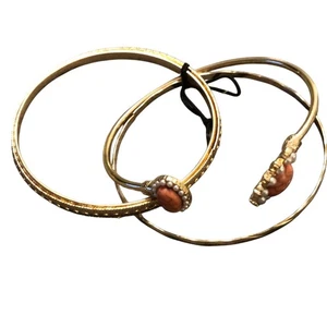 Juego de 3 brazaletes pulseras tono dorado - Imagen 1 de 6