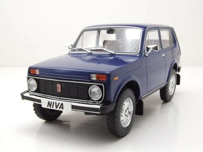 Lada Niva 1976 dunkelblau Modellauto 1:18 MCG - Bild 1 von 4