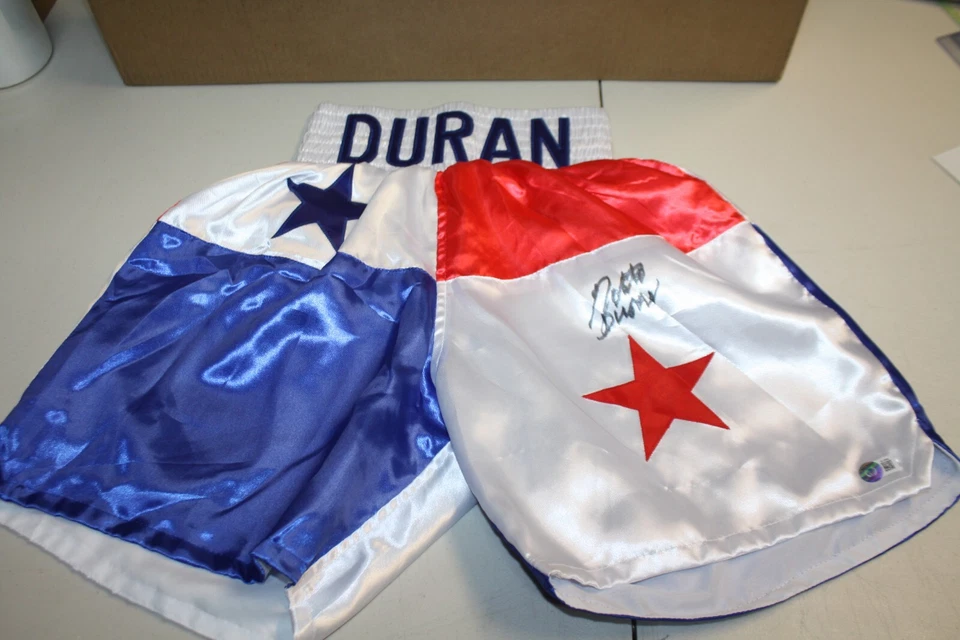 Roberto Duran SIGNED Autographed Custom PANAMA FLAG BOXING  TRUNKS BECKETT CERT - Image 1 of 1