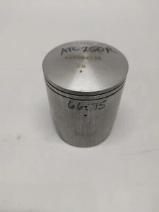 Honda CR250 ATC250 TRX250 Piston  526M06700 - Picture 1 of 6