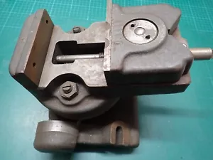 4" machine vice with swivel 360deg & Tilt 90deg see photos for base mtg - Picture 1 of 10
