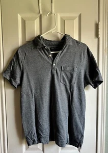 Banana Republic kurzärmliges feuchtigkeitsableitendes Piqué Poloshirt für Herren Medium gebraucht, in einwandfreiem Zustand - Bild 1 von 4