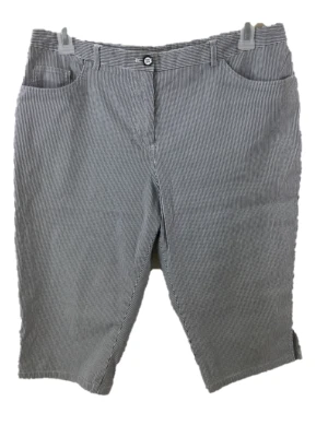 Ruby Rd capris pants size 16P petite gray white stripe 4 pockets 16" inseam - Image 1 of 4
