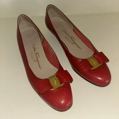 Salvatore Ferragamo * Women’s Classic Vara Shoes 8AA Red Leather & Low Heel - Image 1 of 4