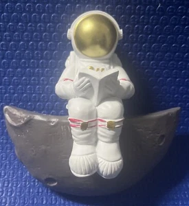 Creative Astronauts Wall Sculpture Decor 3d Background Wall Decor Outer Space ~D - Picture 1 of 5