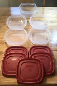 Lot Of 5 Rubbermaid Food Storage Containers w/Easy Find Lids 4-3 Cup & 1-5 Cup - Picture 1 of 4