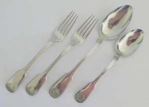 REED & BARTON COLONIAL SHELL 2 Dinner Forks 1  Soup Spoon 1 Serving Spoon 4 Pcs - Picture 1 of 11