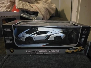 Lamborghini Veneno Rc car With remote control - Picture 1 of 5