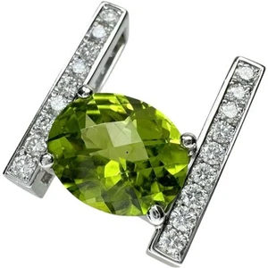 TASAKI Peridoto 4.61ct Diamante Total 0.53ct Colgante superior K18WG oro... - Imagen 1 de 10