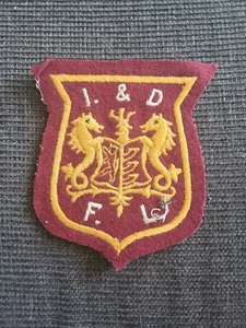 IPSWICH AND DISTRICT FOOTBALL LEAGUE REFEREE CLOTH BADGE - Picture 1 of 2