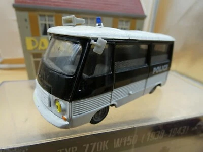 PEUGEOT J7 FOURGON Vitré POLICE 1/43 NOREV Occasion sans Boite TBE - Photo 1/4