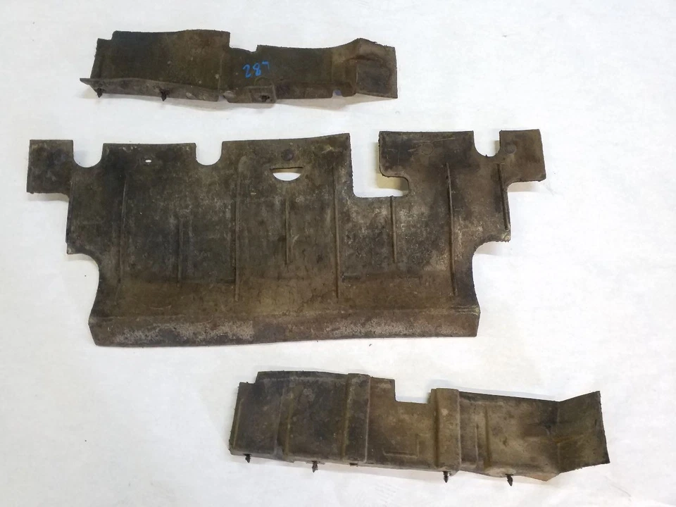 Defletor de radiador 5.0L | Compatível com 1990-1997 Ford F150 F250 F350 - Imagem 1 de 4