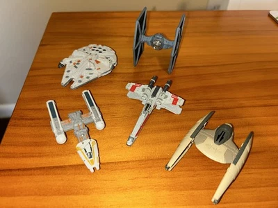 Juguetes vintage de Star Wars: (droide buitre, ala x, halcón milenario, ala y, corbata)  Foto 1 de 4