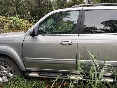 Atuador de trava de porta esquerda driver dianteiro Toyota Sequoia 2001-2007 fabricante de equipamento original. - Imagem 1 de 4