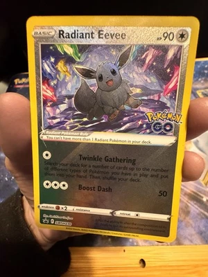 Radiant Eevee SWSH230 SWSH: Sword & Shield Promo Cards Holo - Image 1 of 4