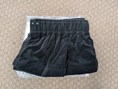 *COMO NUEVA* CORTINA 14"HX122"W CENEFA NEGRA PARA PANTALLA PLEGABLE UFS ULTIMATE 5,75'x10' Foto 1 de 3