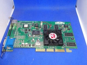 Tarjeta gráfica ATI RADEON Radeon 7200/RADEON SDR 32MB SDRAM AGP VGA S-Video #GK2533 - Imagen 1 de 5