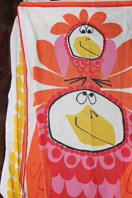 Sábana bajera doble Funky Chicken Scuda Bob Van Allen para WAMSUTTA Foto 1 de 4