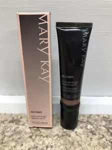 Mary Kay CC Cream Sunscreen Broad Spectrum SPF 15 Very Light New W/Box - Picture 1 of 2