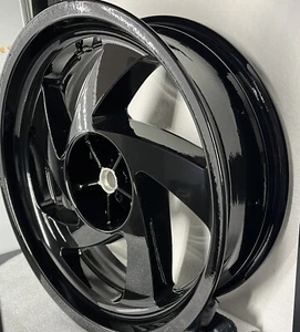 HONDA 2002 -17 GL1800 GOLDWING 16x5 REAR BLACK WHEEL 42650-MCA-A00 EXCHANGE - Picture 1 of 15