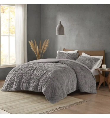 Brand New intelligent design comforter Faux Fur Queen Size Grey - Image 1 of 4