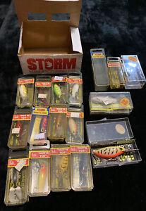 14 Storm Hot n Tot Lot Dealer Box Pre Rapala Rare Crankbait NIB