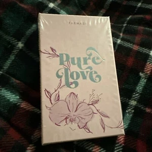 Farmasi Pure Love Set - Picture 1 of 2