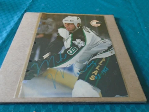DALLAS STARS POSTER COLOR 8 BY 11 inches MIKE MODANO Cover