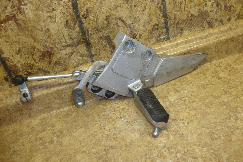 Yamaha FJR1300 FJR 1300 A 2013 FJR1300A palanca de cambios palanca de cambios pedal montaje de clavija Foto 1 de 2